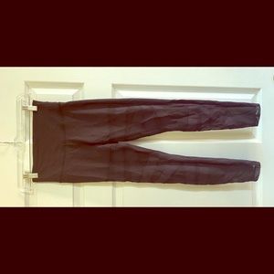 Lululemon black mesh leggings size 4